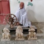 Mahatma gandhi statue