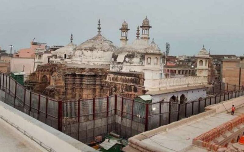 Gyanvapi Case: मुस्लिम पक्ष को लगा तगड़ा झटका, ज्ञानवापी मस्जिद में मिले शिवलिंग की पूजा मामले पर कोर्ट करेगा सुनवाई