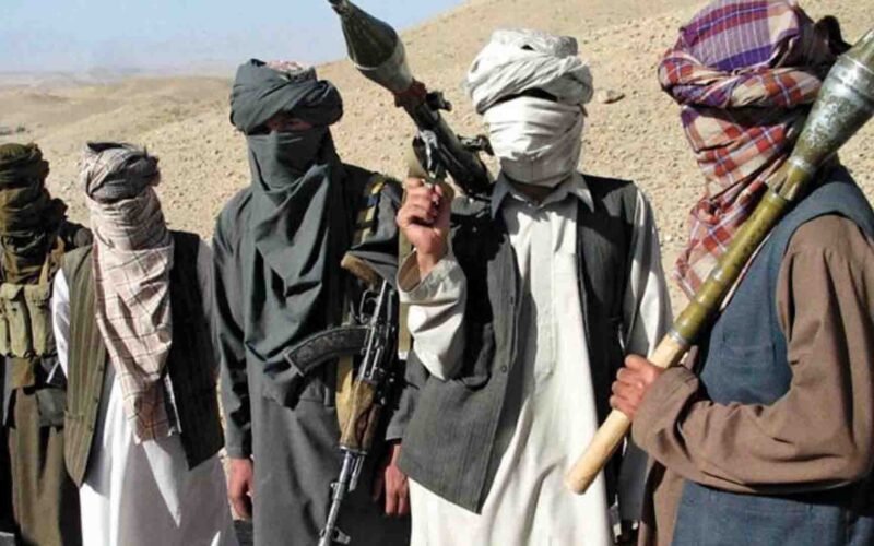 Pakistan News: आतंकी संगठन TTP की पाकिस्तान को धमकी, कहा-“कर लेंगे पूरे देश पर कब्जा”