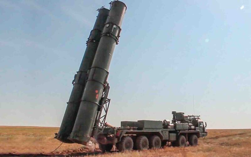 S-500 Anti Missile System: रूस की घातक एंटी मिसाइल चीन, पाकिस्तान की उड़ाएगी नींद, इस साल भारत में होगा आगमन