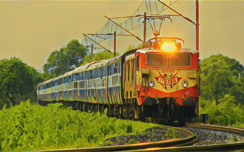 Cancelled Train: होली से पहले ट्रेनें रद्द होने से चिंता में यूपी-बिहार-बंगाल के यात्री
