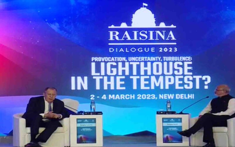 Raisina Dialogue 2023: 8वें संस्करण में रूस के विदेश मंत्री सर्गेई लावरोव ने कहा- “हर कोई पूछ रहा है कि आप कब बात कर रहे है, ज़ेलेंस्की से कोई नहीं पूछता कि…”