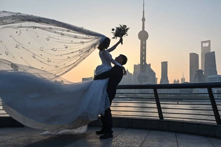 China: चीन में कन्या पक्ष लेता है मुंह मांगा दहेज, लड़के वाले देकर कर लेते हैं शादी
