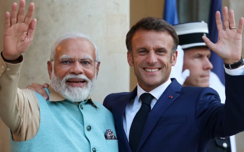 Modi In France: राष्ट्रपति मैक्रों ने हिंदी में ट्वीट कर प्रधानमंत्री मोदी के लिए क्या लिखा, पढ़िए पूरी रिपोर्ट