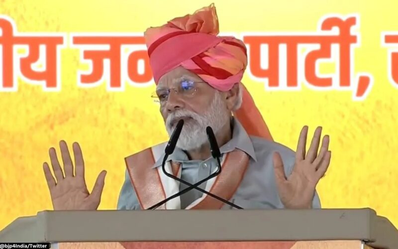 PM Modi: लाल डायरी करेगी चुनाव में कांग्रेस का डिब्बा गोल, खुलते ही अच्छे-अच्छे निपटलेंगे पढ़िए पूरी रिपोर्ट