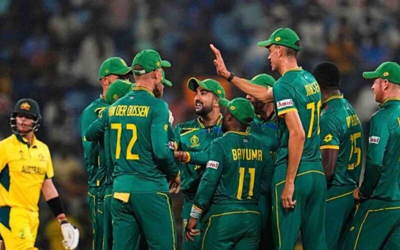AUS V SA: वर्ल्ड कप में कंगारुओं की लगातार दूसरी हार, साउथ अफ्रीका ने 137 रनों से रौंदा