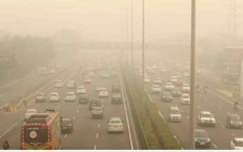 Delhi Pollution: दिल्ली-एनसीआर में लागू हुआ GRAP-1, इन चीजों पर होगी पाबंदी