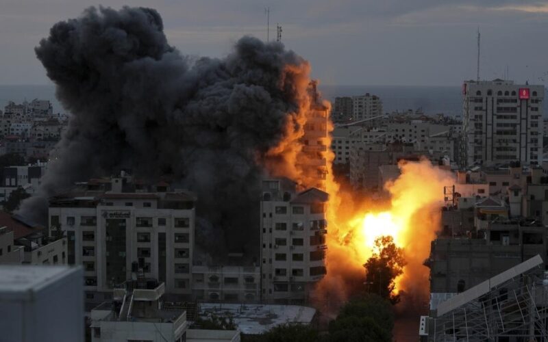 Israel-Hamas: इजरायल ने गाजा पर किया फॉस्फोरस बम से हमला, तिलमिला गया फिलिस्तीन