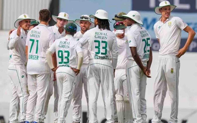 Ind v SA Final Test: दूसरा टेस्ट मैच होने से पहले साउथ अफ्रीका को लगा बड़ा झटका स्टार गेंदबाज हुआ चोटिल पढ़िए पूरी रिपोर्ट