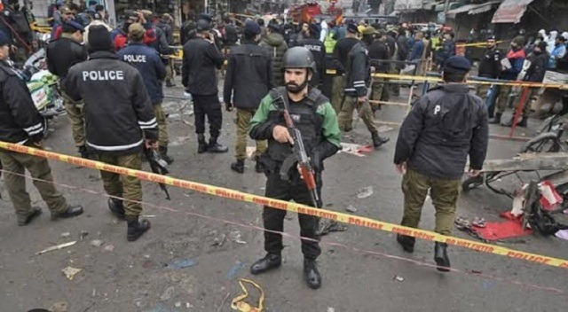 Pakistan: खैबर पख्तूनख्वा के पुलिस मुख्यालय पर आतंकी हमला, तीन पुलिसकर्मियों की मौत