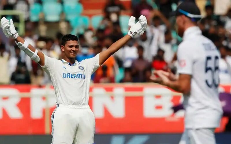 IND VS ENG: दूसरे टेस्ट मैच में पहले दिन का खेल खत्म होने के बाद भारतीय टीम 336/6 रन, जायसवाल 179 रन बनाकर नाबाद