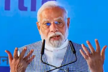 PM In West Bengal: पीएम मोदी ने ममता बनर्जी पर कसा तंज, संदेशखाली पर INDI गठबंधन की आंख और मुंह बंद