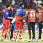 SRHVsRCB: कार्तिक की पारी पर भारी पड़े हैदराबाद के गेंदबाज, बैंगलोर को मिली 25 रनों से हार