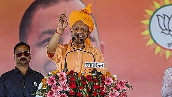 Loksabha Election 2024: UP CM योगी ने हल्द्वानी में जनसभा को किया संबोधित, कहा-“मोदी के नेतृत्व में एक भारत श्रेष्ठ भारत के दर्शन”